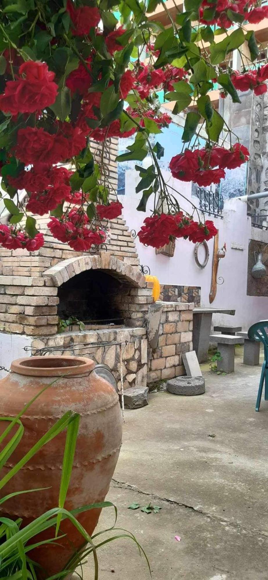 Lovely Goris Extérieur photo