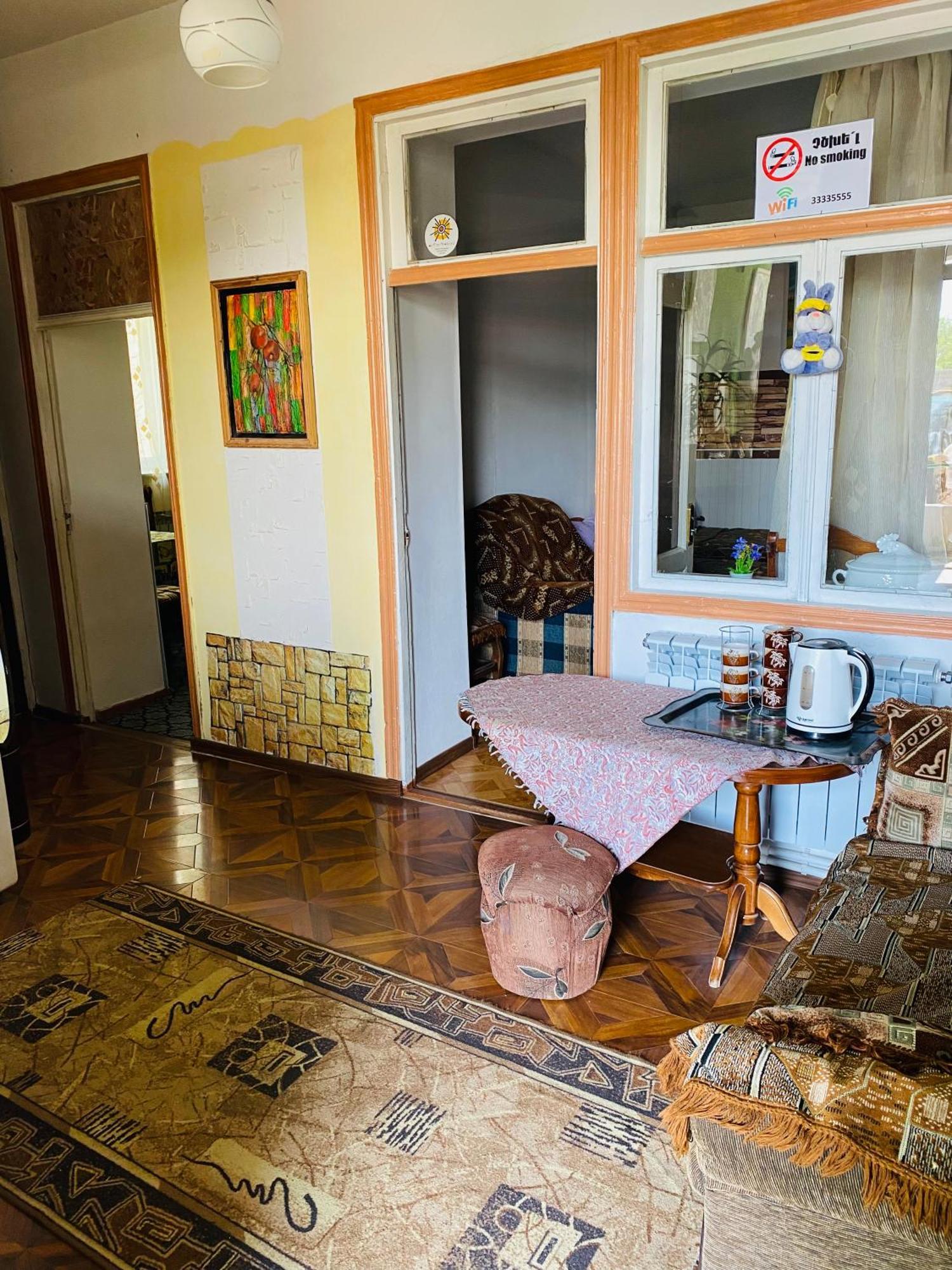 Lovely Goris Extérieur photo