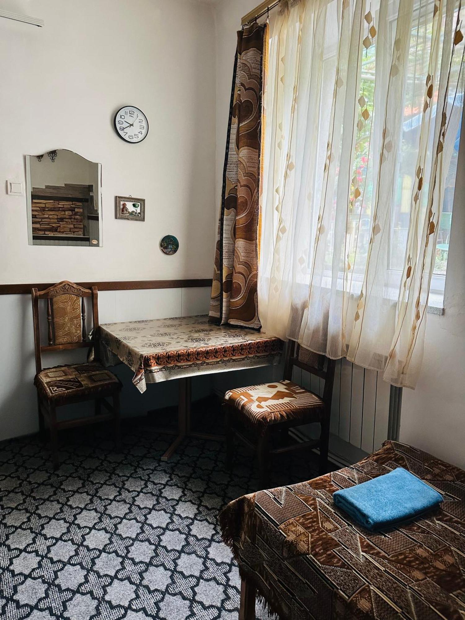 Lovely Goris Extérieur photo